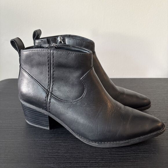 Clarks Shoes - Clarks Women Black Leather Ankle Boot 9M Morzine Sky Block Heel Western Pointed